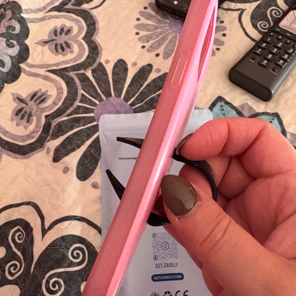 iPhone 12 Loopy case pink with pink glitter loop - Picture 2 of 8